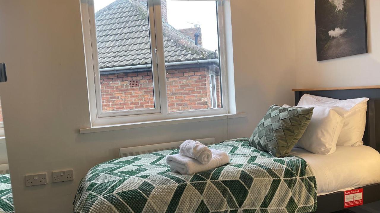 Fully Serviced Three Bed House In Durham Kültér fotó