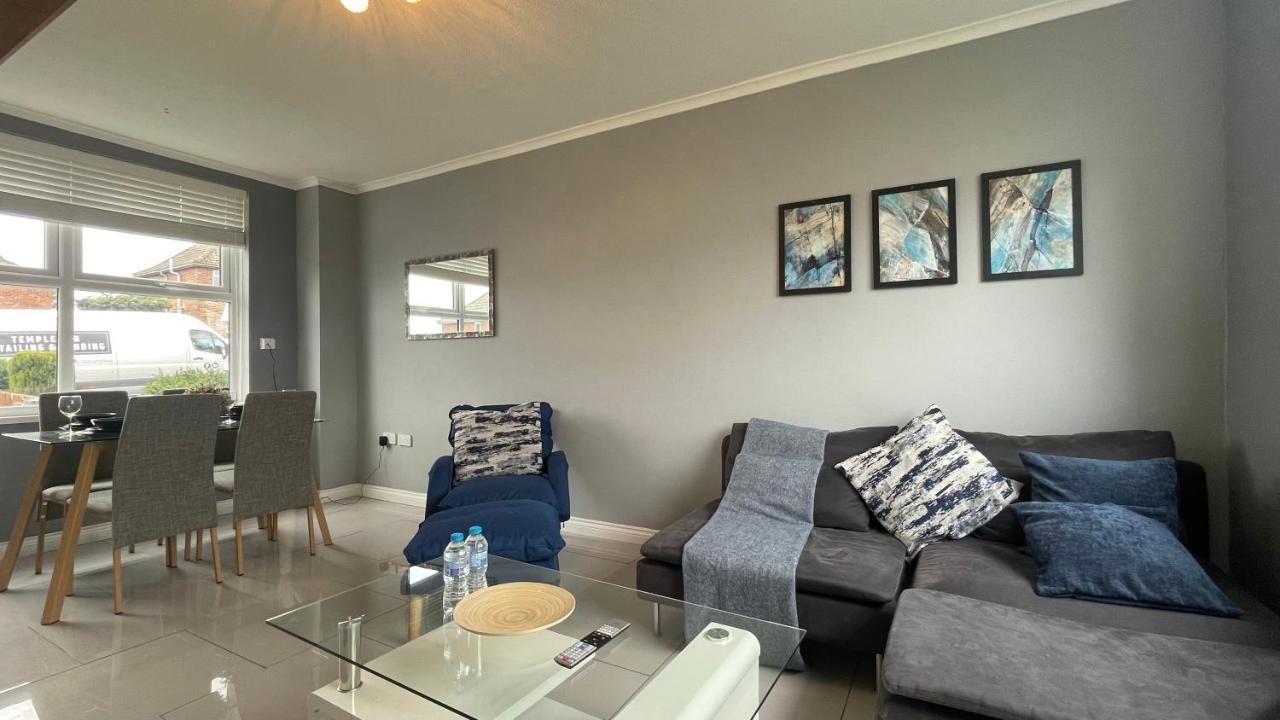 Fully Serviced Three Bed House In Durham Kültér fotó