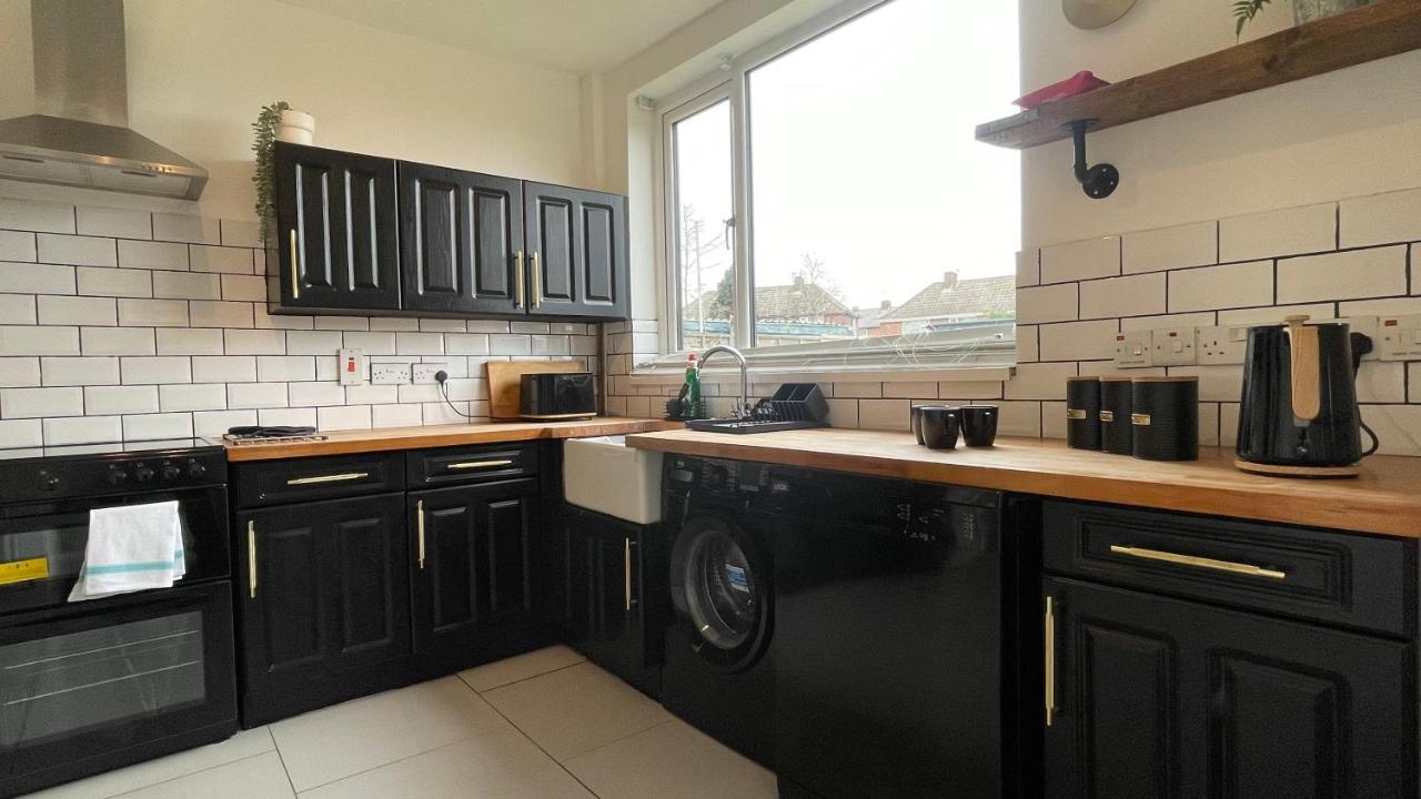 Fully Serviced Three Bed House In Durham Kültér fotó