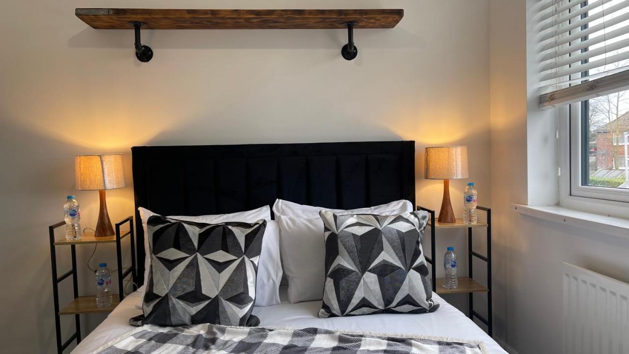 Fully Serviced Three Bed House In Durham Kültér fotó