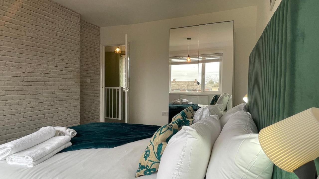 Fully Serviced Three Bed House In Durham Kültér fotó