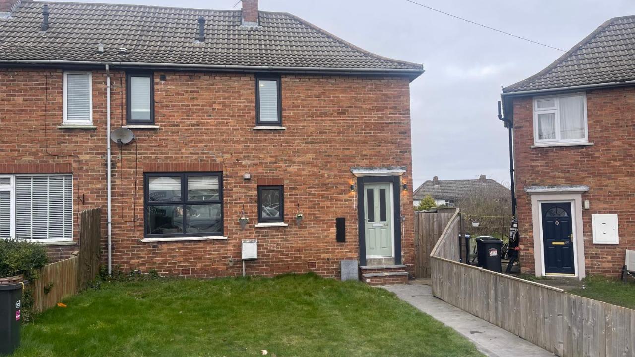 Fully Serviced Three Bed House In Durham Kültér fotó